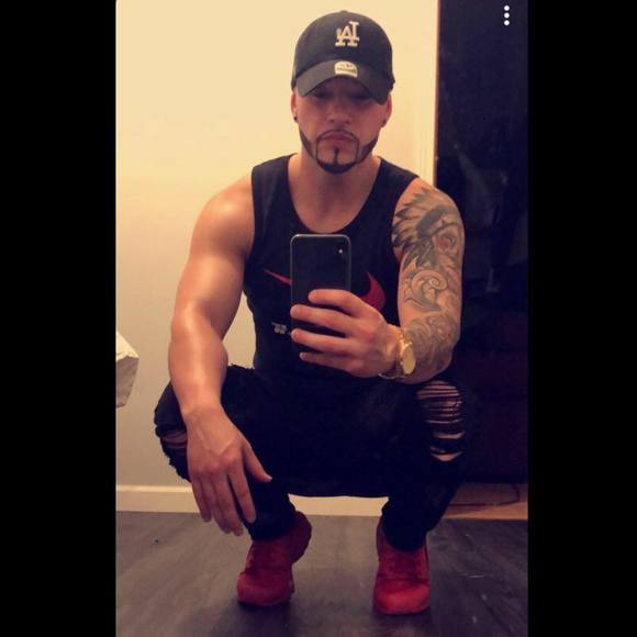 Meet your Posher, James - Picture 1 of 1